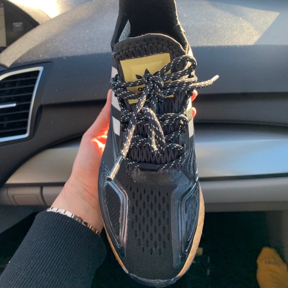 Adidas - Picture 5 of 6